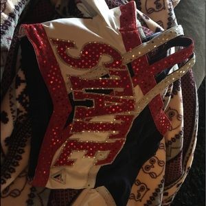 Cheerleading uniform